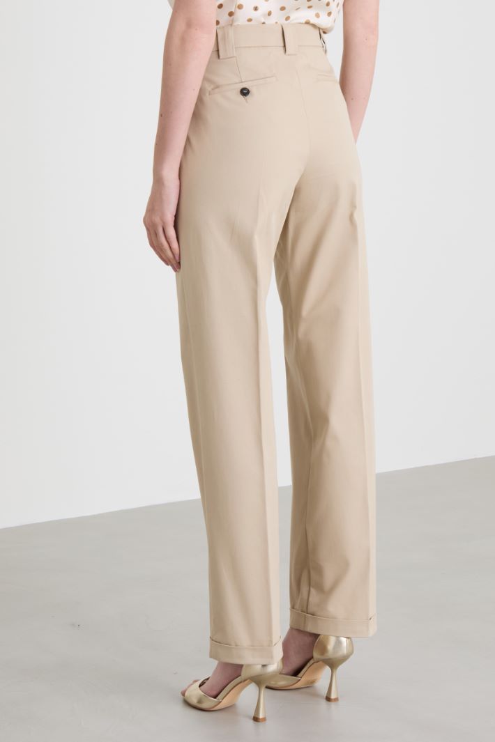 Pantaloni in gabardina Intrend - 3
