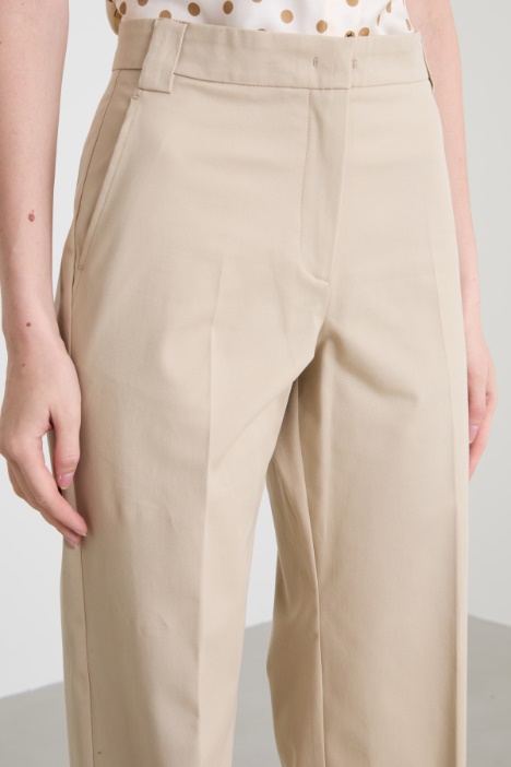 Pantaloni in gabardina