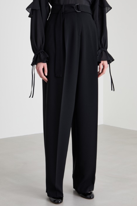 Pantalone fluido in cady