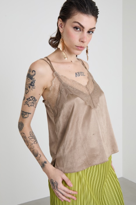 Satin top with lace Intrend