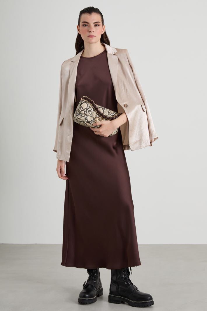 Flared satin dress Intrend