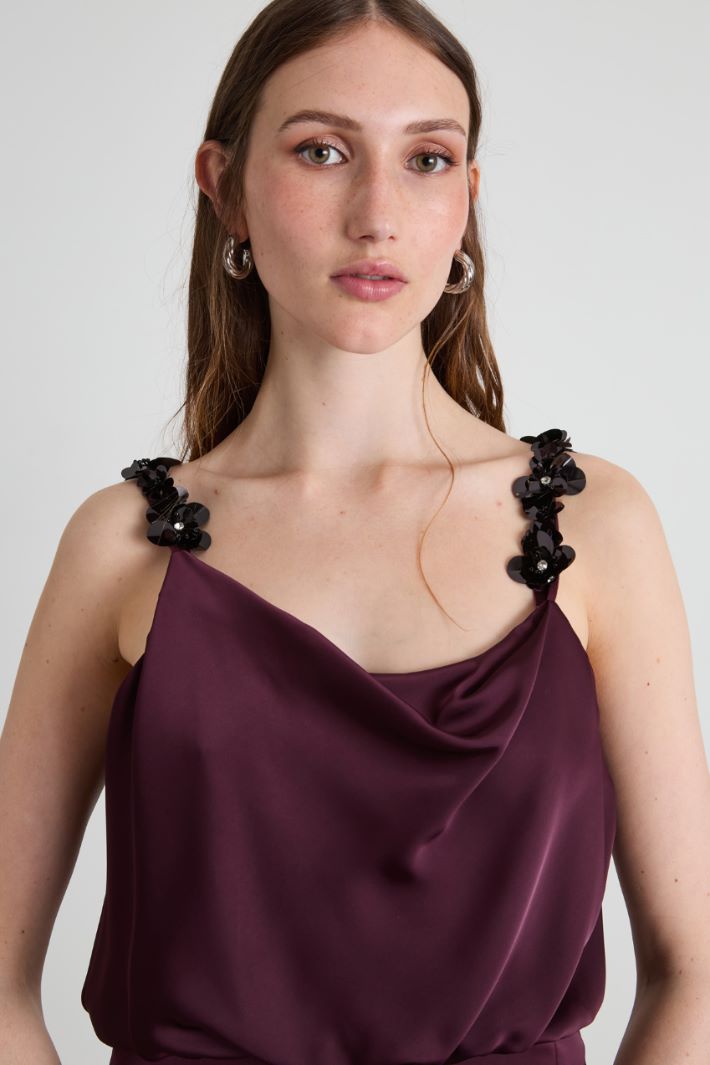 Satin dress with embroidery Intrend - 4