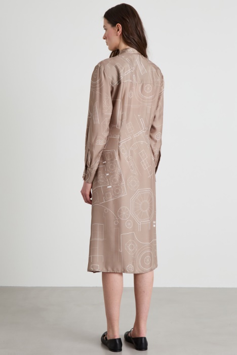 Vestido de sarga de seda