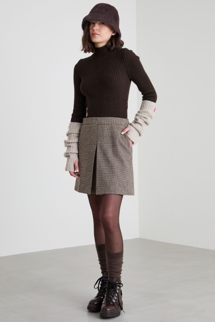 Flannel and knit dress Intrend