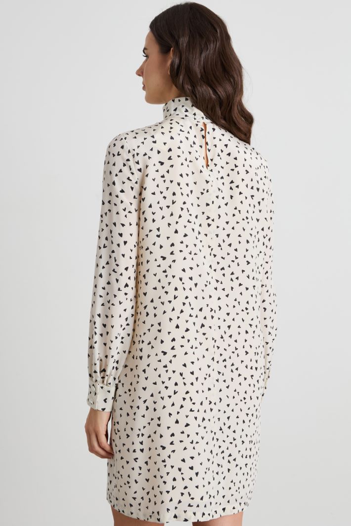 Vestido de seda estampada Intrend - 3