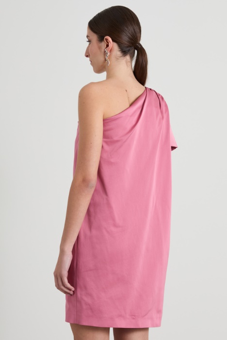 Abito monospalla con fiocco