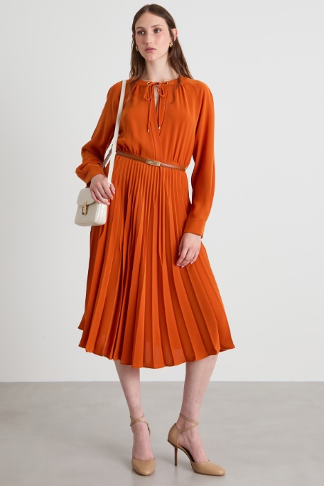 Light pleated cady dress Intrend