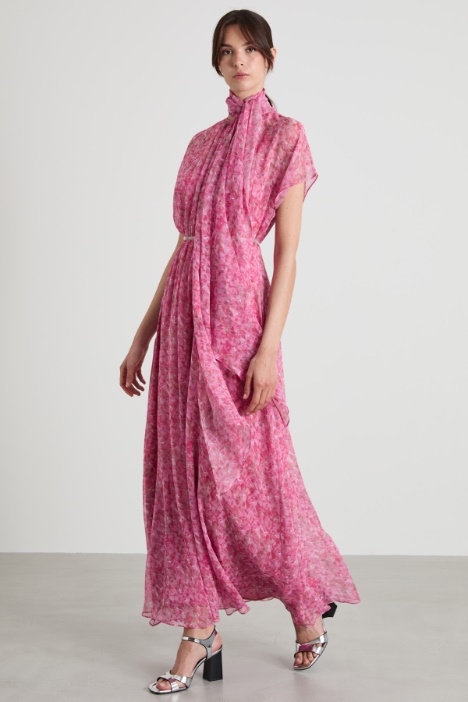 Abito svasato in georgette