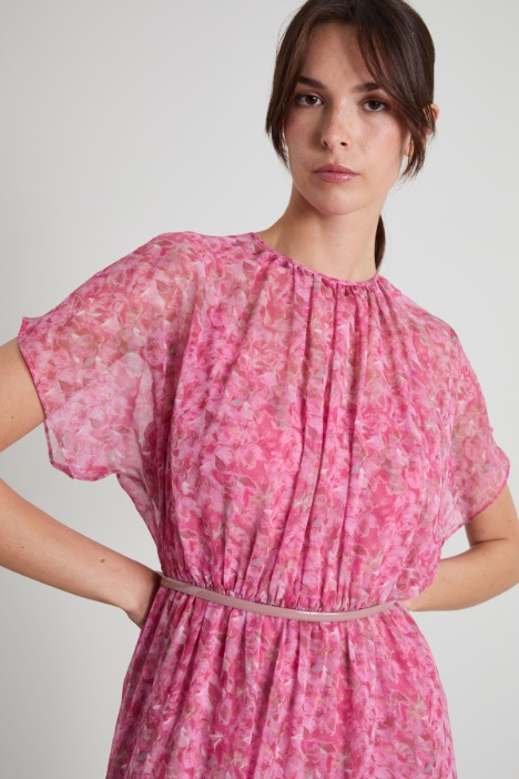 Abito svasato in georgette