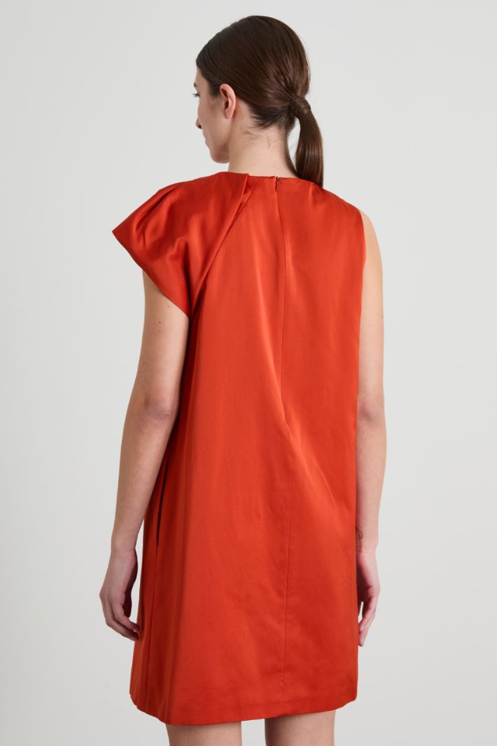 Short flounced dress Intrend - 3