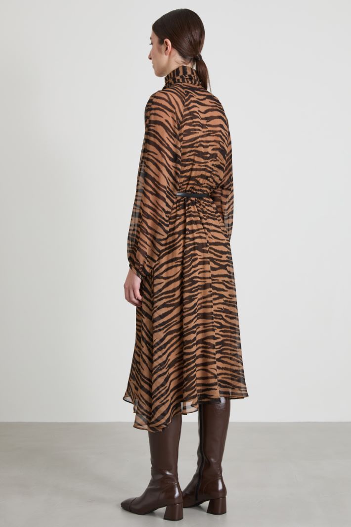 Shirt dress in printed silk Intrend - 3
