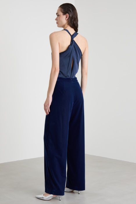 Tuta in raso e velluto