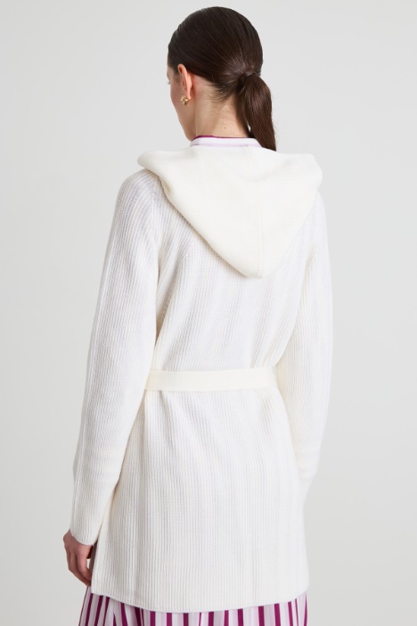 Cardigan in lana con cappuccio