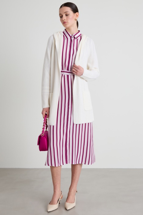 Hooded coat with belt Intrend