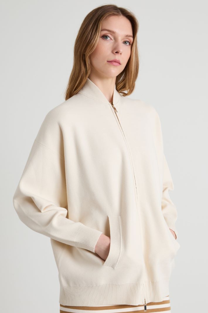 Knit bomber jacket Intrend