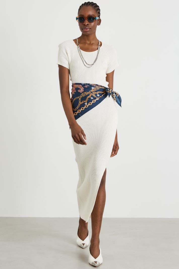 Rib-knit dress Intrend