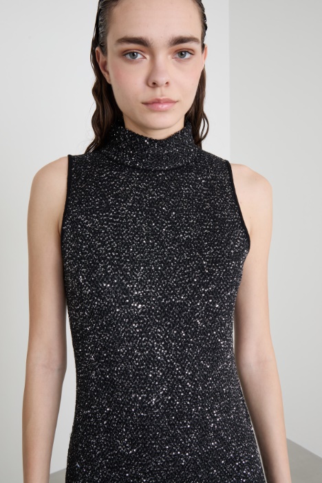 Abito lungo con paillettes