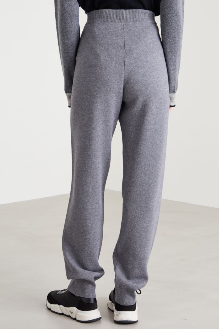 Pantaloni jogger in maglia Intrend - 3