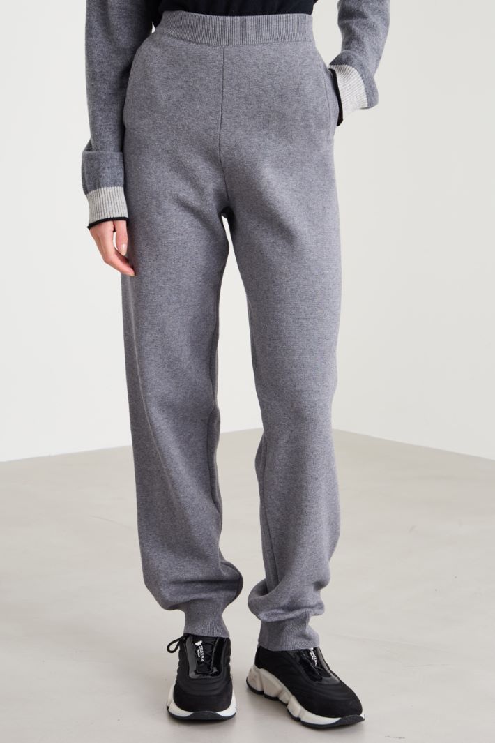 Pantaloni jogger in maglia Intrend - 2