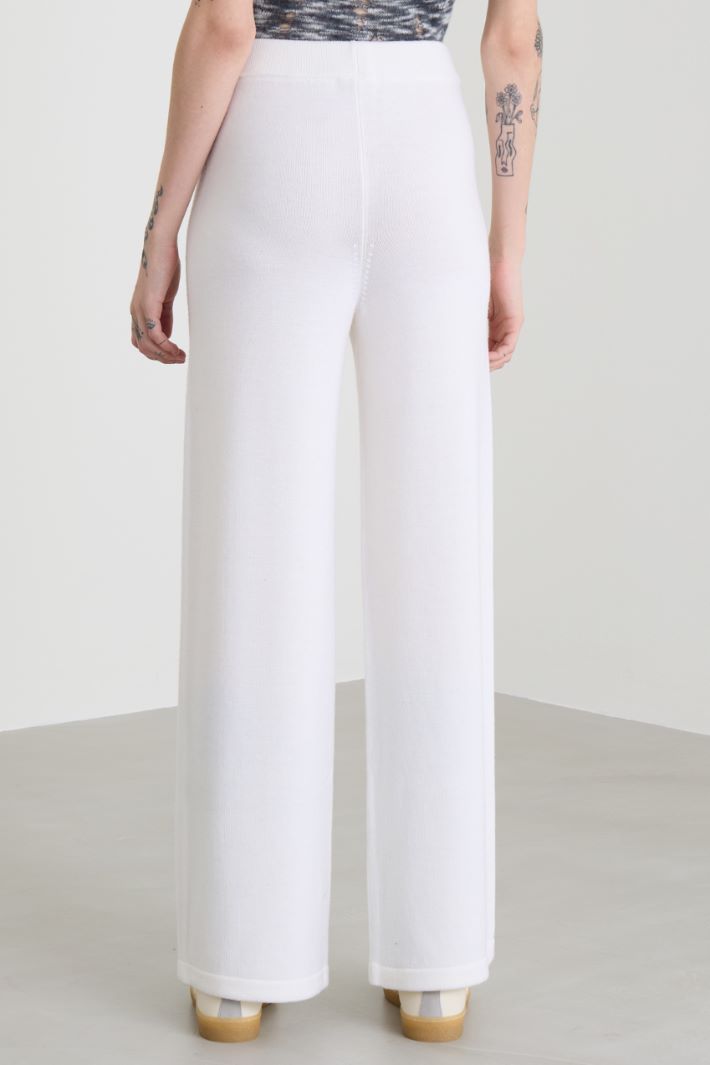 Pantaloni dritti in lana