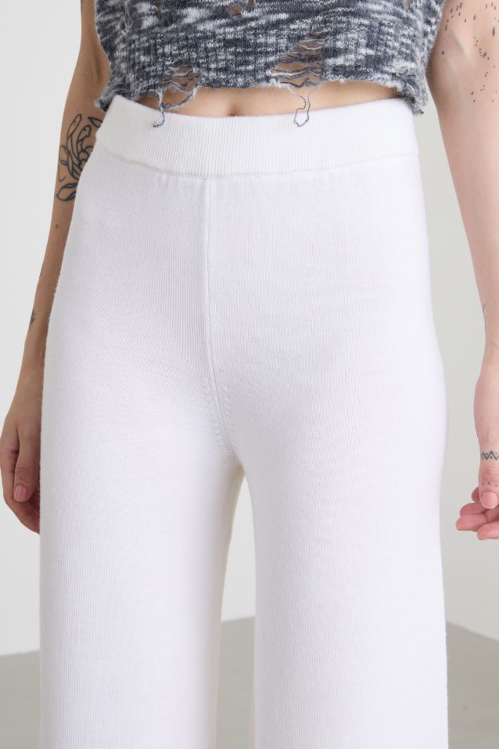 Pantaloni dritti in lana
