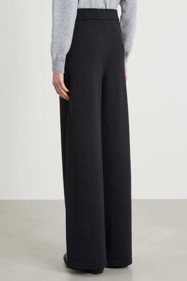 Pantaloni dritti in lana Intrend - 3