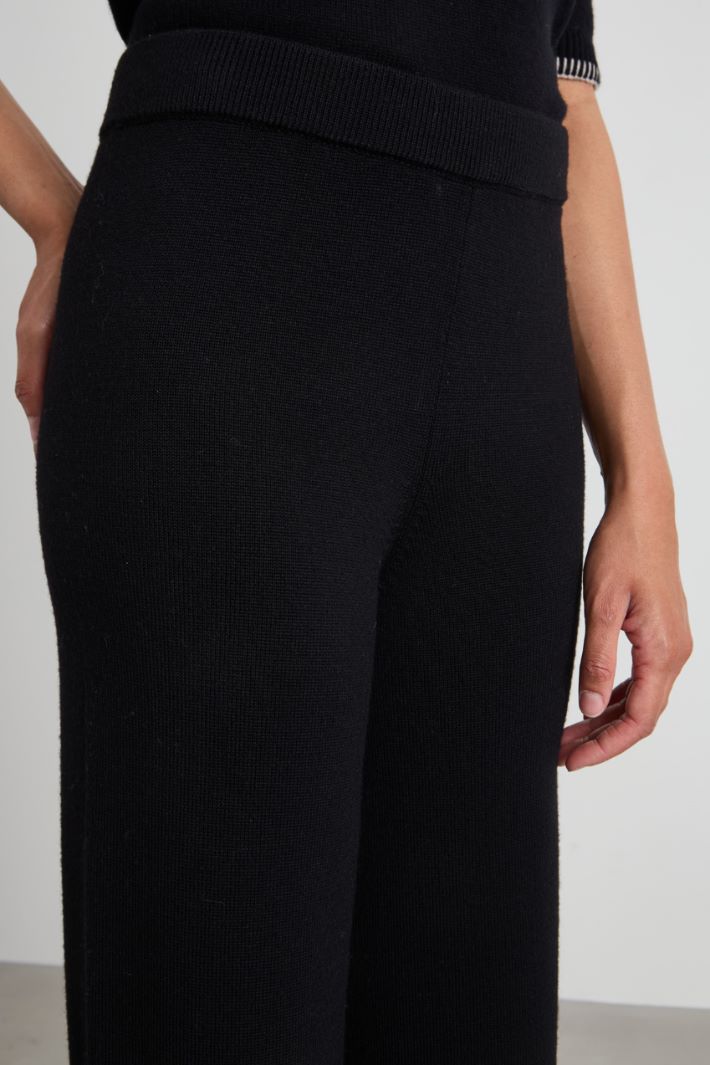 Pantaloni dritti in lana Intrend - 4