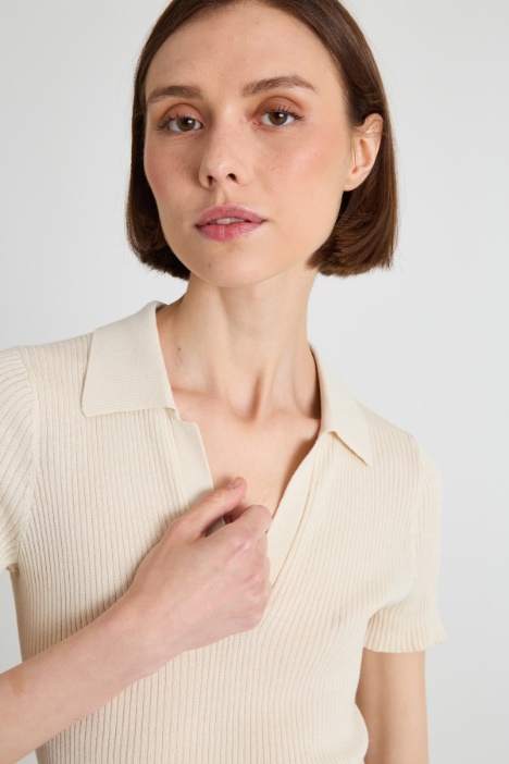 Maglia stile polo a coste