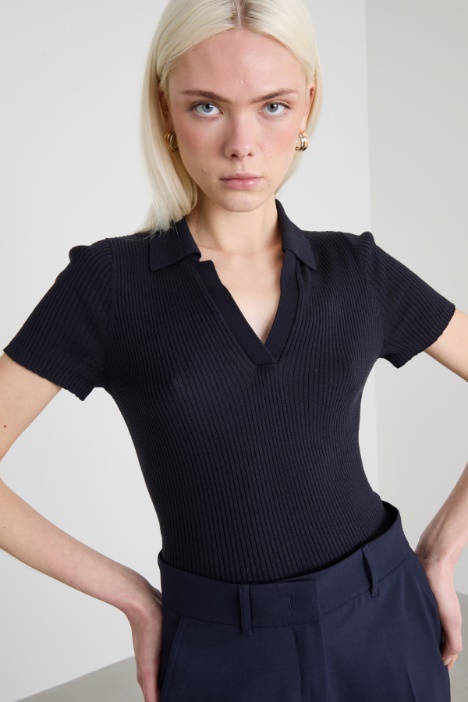 Maglia stile polo a coste