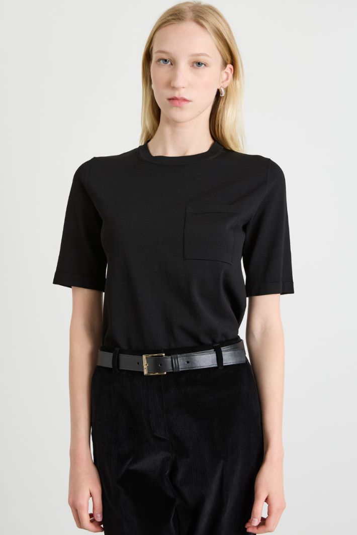 Viscose sweater with pocket Intrend
