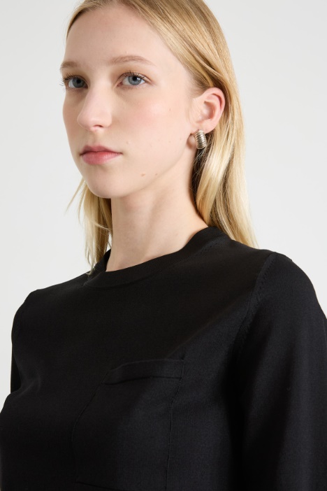 Maglia in viscosa con taschino