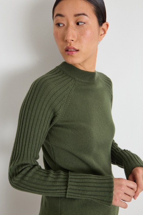 Maglia con dettagli a coste