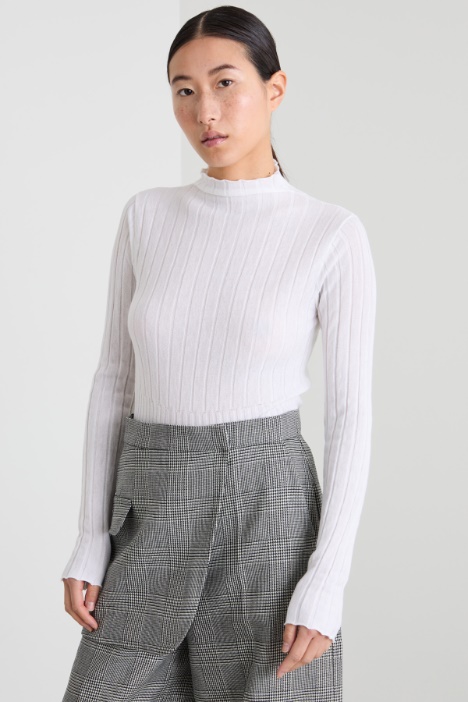 Maglia slim a coste Intrend