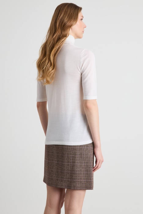 Dolcevita con maniche corte