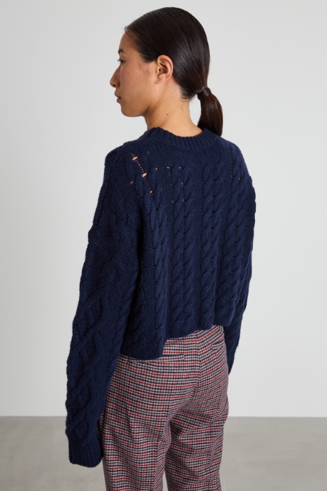 Maglia in pura lana a trecce