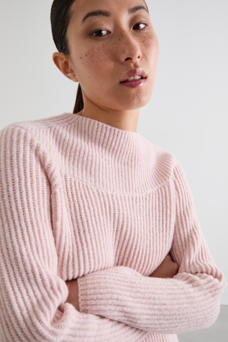 Maglia in lana a coste