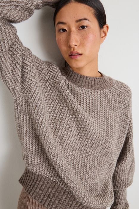 Maglia con maniche raglan