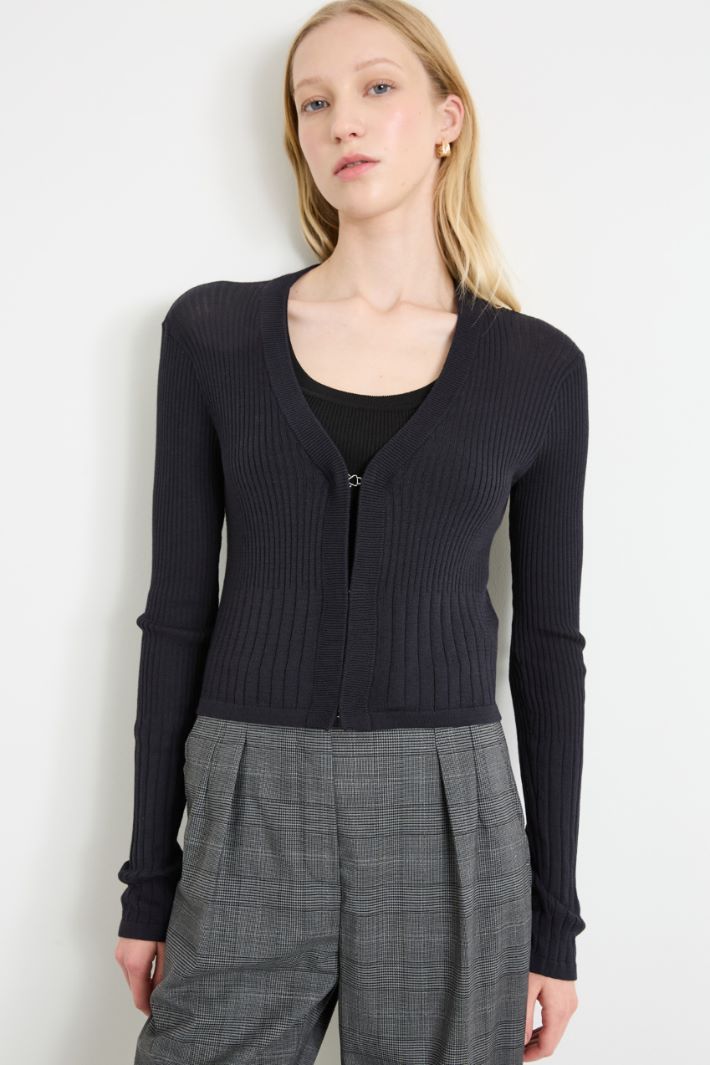 Ribbed cropped cardigan Intrend