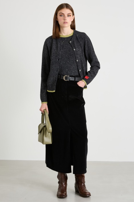 Twin set with contrasting edges Intrend