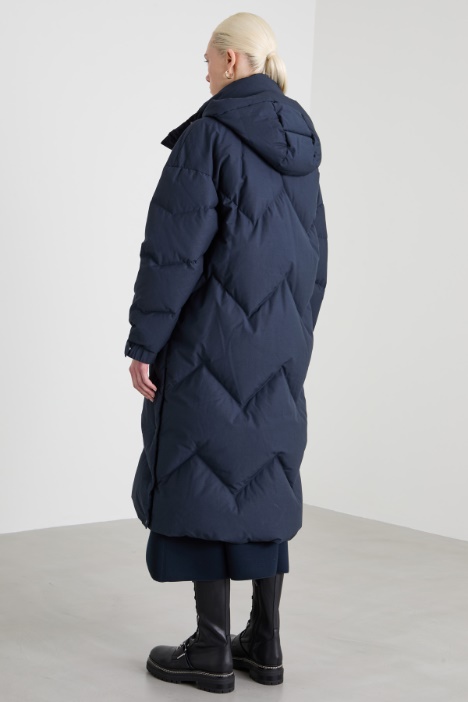 Piumino lungo trapuntato