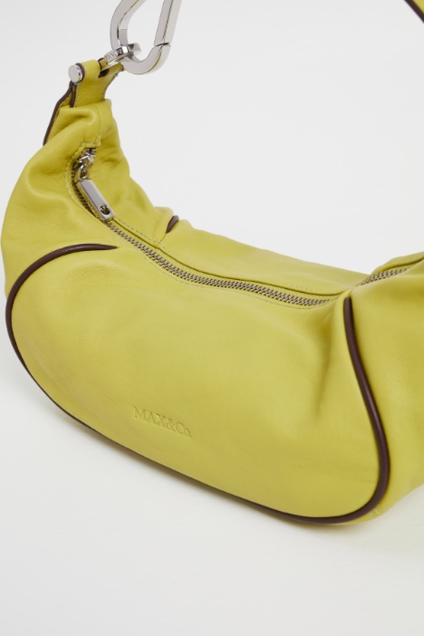 Borsa in nappa con moschettone