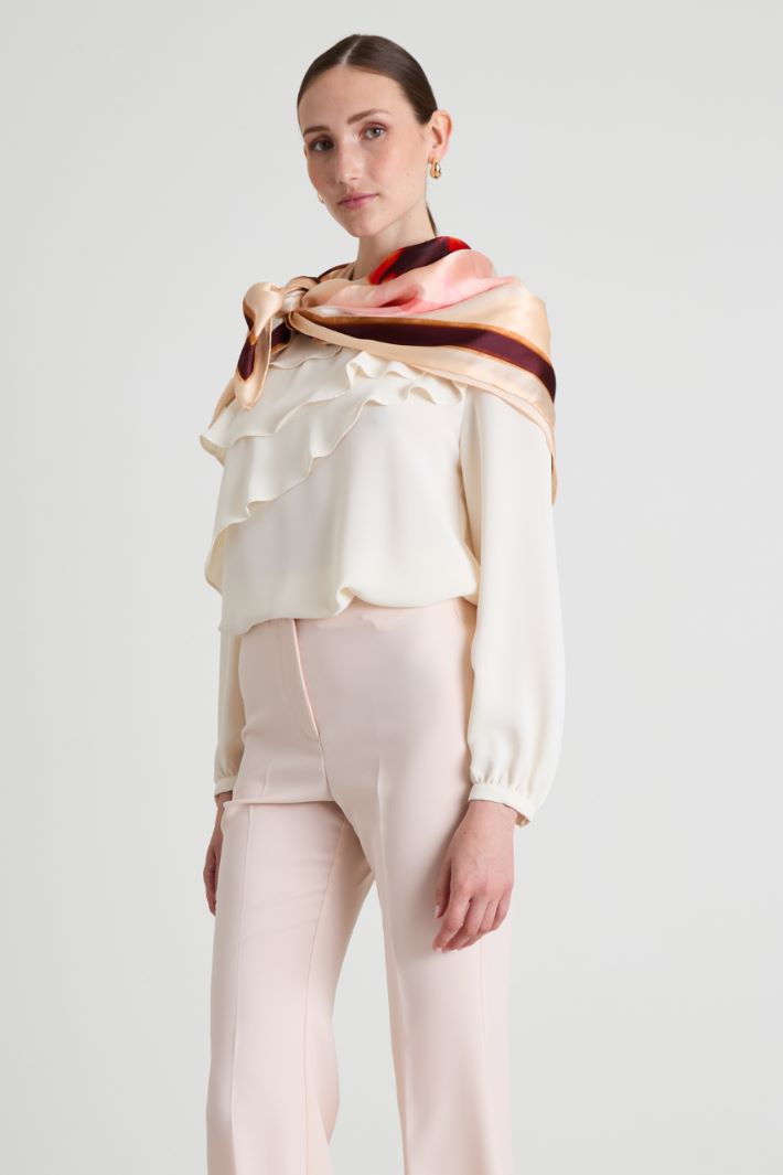 Foulard in raso di seta Intrend - 2