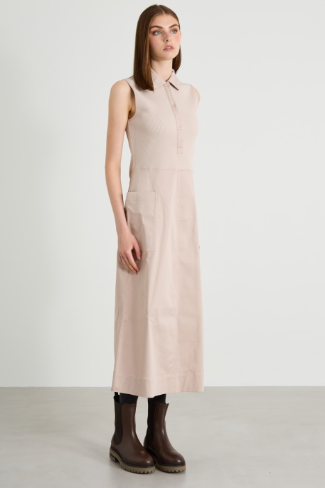 Abito in jersey e gabardina