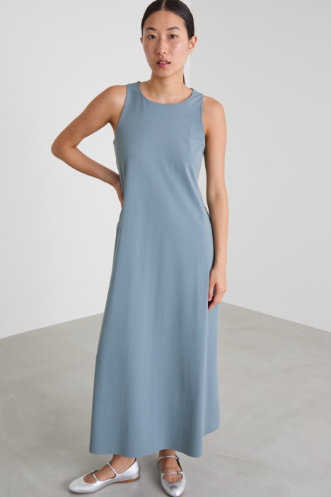 Abito svasato in jersey tecnico