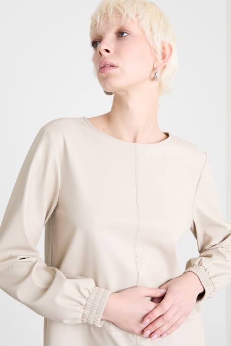 Abito corto in similpelle