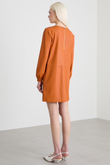 Abito corto in similpelle