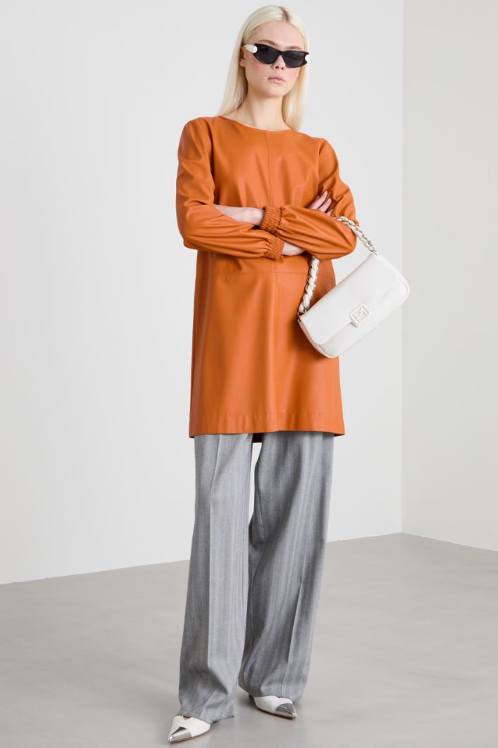 Short faux leather dress Intrend