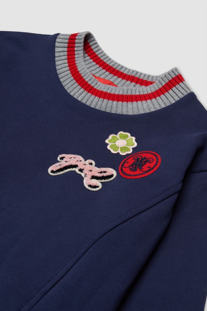 Maxi-sweater dress with college patches Intrend - 4