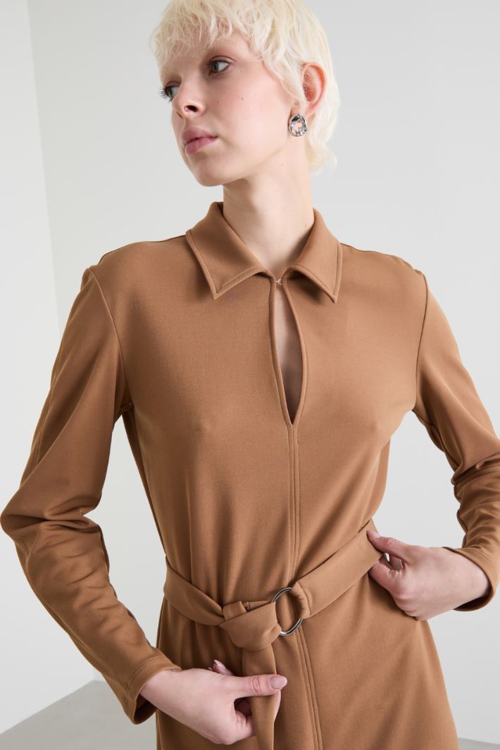 Jersey dress with belt Intrend - 4