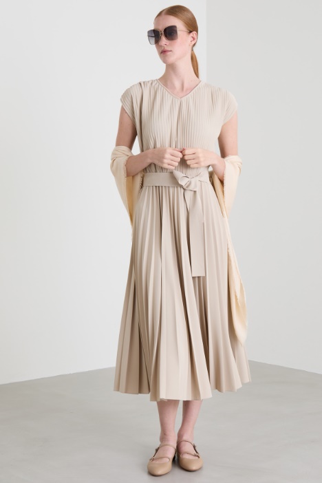 Midi pleated dress Intrend